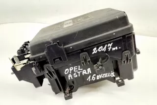 39040853 Блок предохранителей Opel Astra L Арт e11995629, вид 1