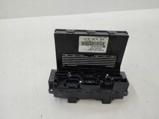 2035451601 Блок предохранителей Mercedes C W203 Арт e11994043, вид 3