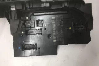 C204 016706581 Блок предохранителей Mercedes C W204 Арт e11993919, вид 1