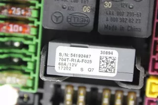 W246, A2469067200 Блок предохранителей Mercedes A W176 Арт e11993734, вид 1