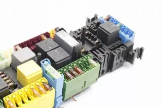 W246, A2469067200 Блок предохранителей Mercedes A W176 Арт e11993734, вид 3