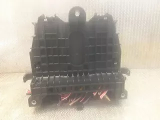 1695454332 Блок предохранителей Mercedes A W169 Арт e11992677, вид 3