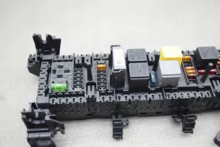 W246, A2465400240 Блок предохранителей Mercedes A W176 Арт e11992668, вид 4