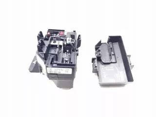 37553-G2100 Блок предохранителей Kia Niro Арт e11992433