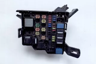 8V5114A075CA Блок предохранителей Ford Fiesta 6 Арт e11991569, вид 3