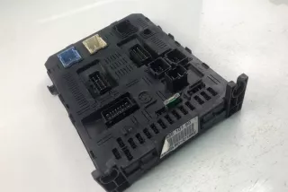 9663510180 Блок предохранителей Citroen C4 2 Арт e11991157, вид 3