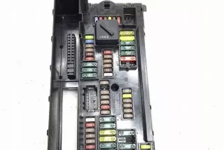 9252816 Блок предохранителей BMW 7 F01/F02 Арт e11990733, вид 3