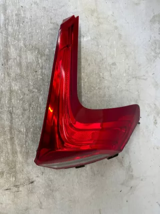 31395845 Фонарь задний правый Volvo V40 2 Арт e11989311, вид 1