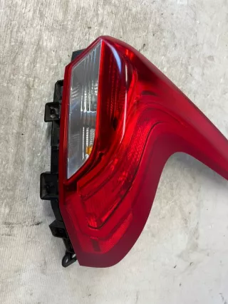 31395845 Фонарь задний правый Volvo V40 2 Арт e11989311, вид 3