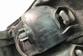 22061825 Фонарь задний левый Mazda 626 GF Арт e11987964, вид 1