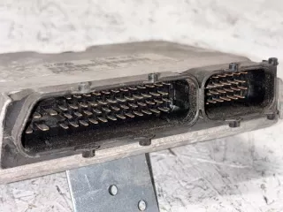 071906018K Блок управления двигателем Volkswagen Golf 4 Арт e11982021, вид 2