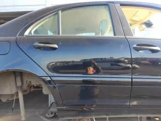 A2037300805 Дверь задняя правая Mercedes C W203 Арт e11978903, вид 1