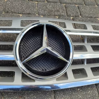 A1648880923 Решетка радиатора Mercedes ML W164 Арт e11977371, вид 3
