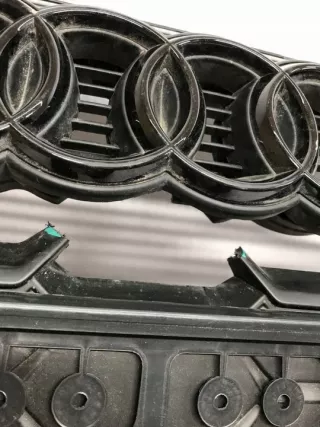 8Y0853651B Решетка радиатора Audi A3 8Y Арт e11976284, вид 7
