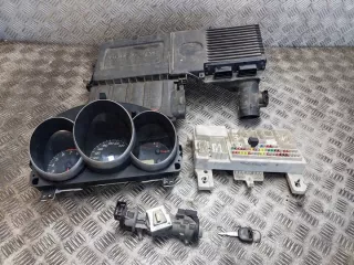 100140-7041 197400-2010 BP4K66730C Блок управления двигателем Mazda 3 BK Арт e11953640, вид 1