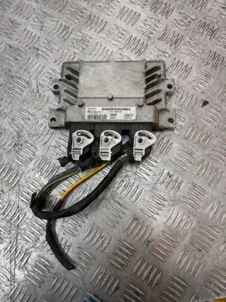 8V2112A650SF Блок управления двигателем Ford Fiesta 5 Арт e11953329, вид 1