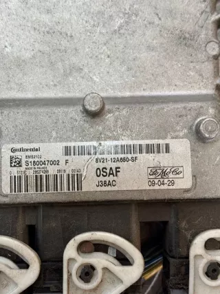 8V2112A650SF Блок управления двигателем Ford Fiesta 5 Арт e11953329, вид 2