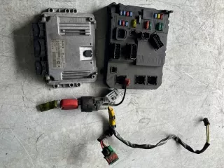 0281011965 9653667280 Блок управления двигателем Citroen C3 1 Арт e11953206, вид 3