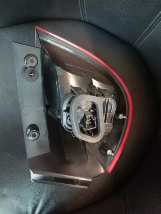  MR957366 Фонарь задний правый Mitsubishi Colt 6 Арт e11933543, вид 2