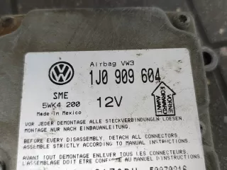 1J0909604 Блок предохранителей Volkswagen Passat B5 Арт e11932487, вид 3