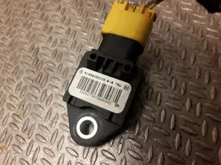 1698202226 Датчик удара Mercedes B W245 Арт e11918190, вид 2