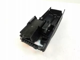 A2046801339 Подлокотник Mercedes C W204 Арт e11912103, вид 2