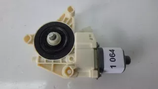 2469065100 Моторчик стеклоподъемника Mercedes B W246 Арт e11911895, вид 3