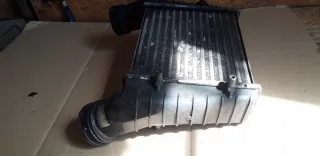8D0145805C Интеркулер Volkswagen Passat B5 Арт e11906405, вид 4