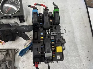 55353843 KW91103 Блок управления двигателем Opel Zafira B Арт e11893647, вид 2