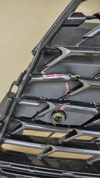 53111-7612040 Решетка радиатора Lexus UX Арт e11890625, вид 4