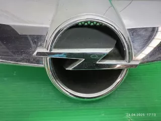 13223226 Решетка радиатора Opel Corsa D Арт e11873216, вид 4