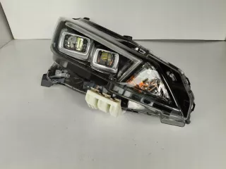 26010-5SH5B Фара правая Nissan Leaf 2 Арт e11858490, вид 1