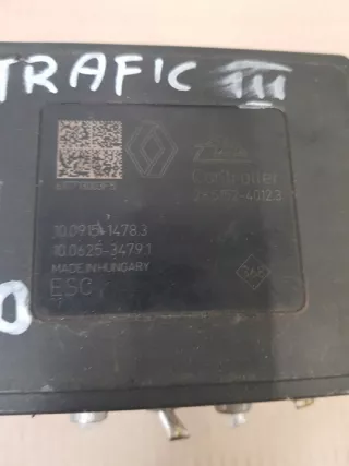 476601418R Блок ABS Renault Trafic 3 Арт e11839580, вид 2