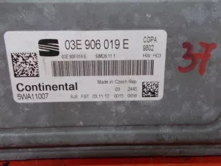 03E906019E Блок управления двигателем Seat Ibiza 4 Арт e11827321, вид 2