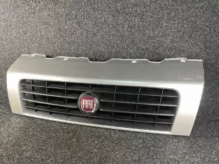 1308067070 Решетка радиатора Fiat Ducato 3 Арт e11825509, вид 4