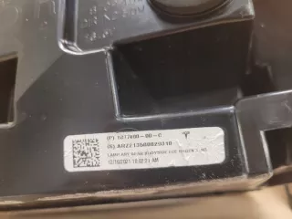 1077400-00-C Фонарь задний правый Tesla model 3 Арт e11812226, вид 4