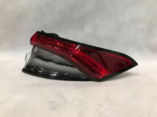 CCC20061A 20230203 Фонарь задний правый Maserati Levante Арт e11811107