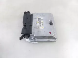 038906018GA 0281010170 Блок управления двигателем Volkswagen Passat B5 Арт e11804067, вид 3