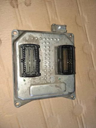 55568735 Блок управления двигателем Opel Astra H Арт e11803335, вид 2
