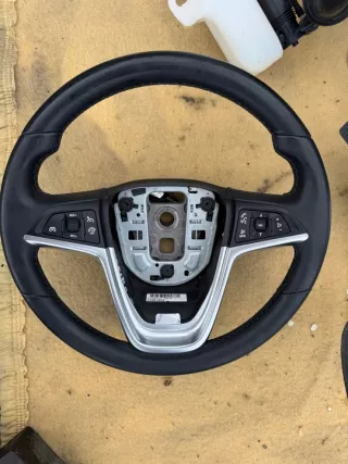 13351029 Руль Opel Astra J Арт e11802235, вид 1