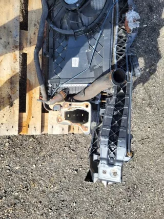 2007-2011 Передняя панель крепления облицовки (телевизор) Ford Focus 2 restailing Арт e11801496, вид 9