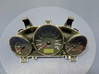  Щиток приборов (приборная панель) Mitsubishi Colt 6 Арт e11794823, вид 2