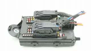32209198 Блок предохранителей Volvo S60 3 Арт e11780752, вид 1