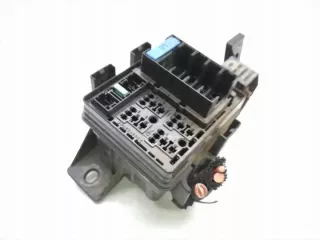 63595709 Блок предохранителей Renault Scenic 3 Арт e11780466, вид 2