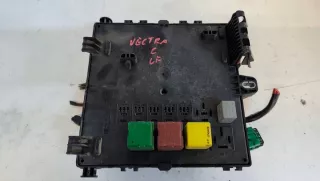 13205776 519164008 Блок предохранителей Opel Vectra C  Арт e11780137, вид 2