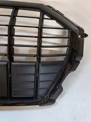 83A853651 Решетка радиатора Audi Q3 1 Арт e11775933, вид 2