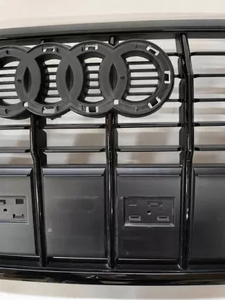 83A853651 Решетка радиатора Audi Q3 1 Арт e11775933, вид 3