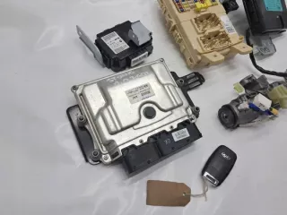 39128-04047 954A0-H8680 Блок управления двигателем Kia Stonic Арт e11769872, вид 2