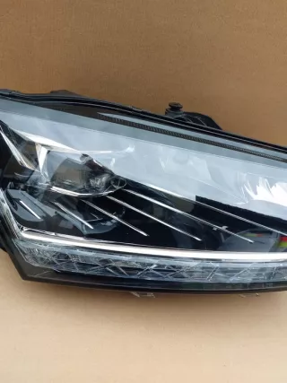 6V1941016F Фара правая Skoda Fabia 3 Арт e11768238, вид 4