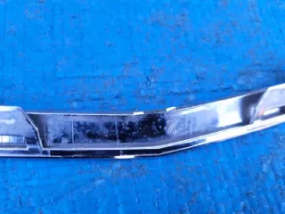 13264458 OEGM13264458-4766 OEGM13264458 Решетка радиатора Opel Astra J Арт e11753492, вид 4